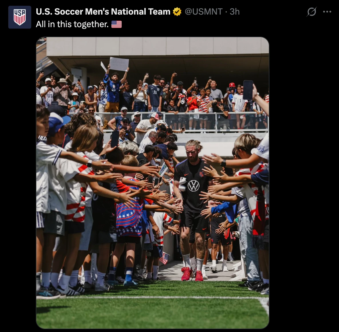 Team USA 남자 축구 대표팀 어바인에 도착