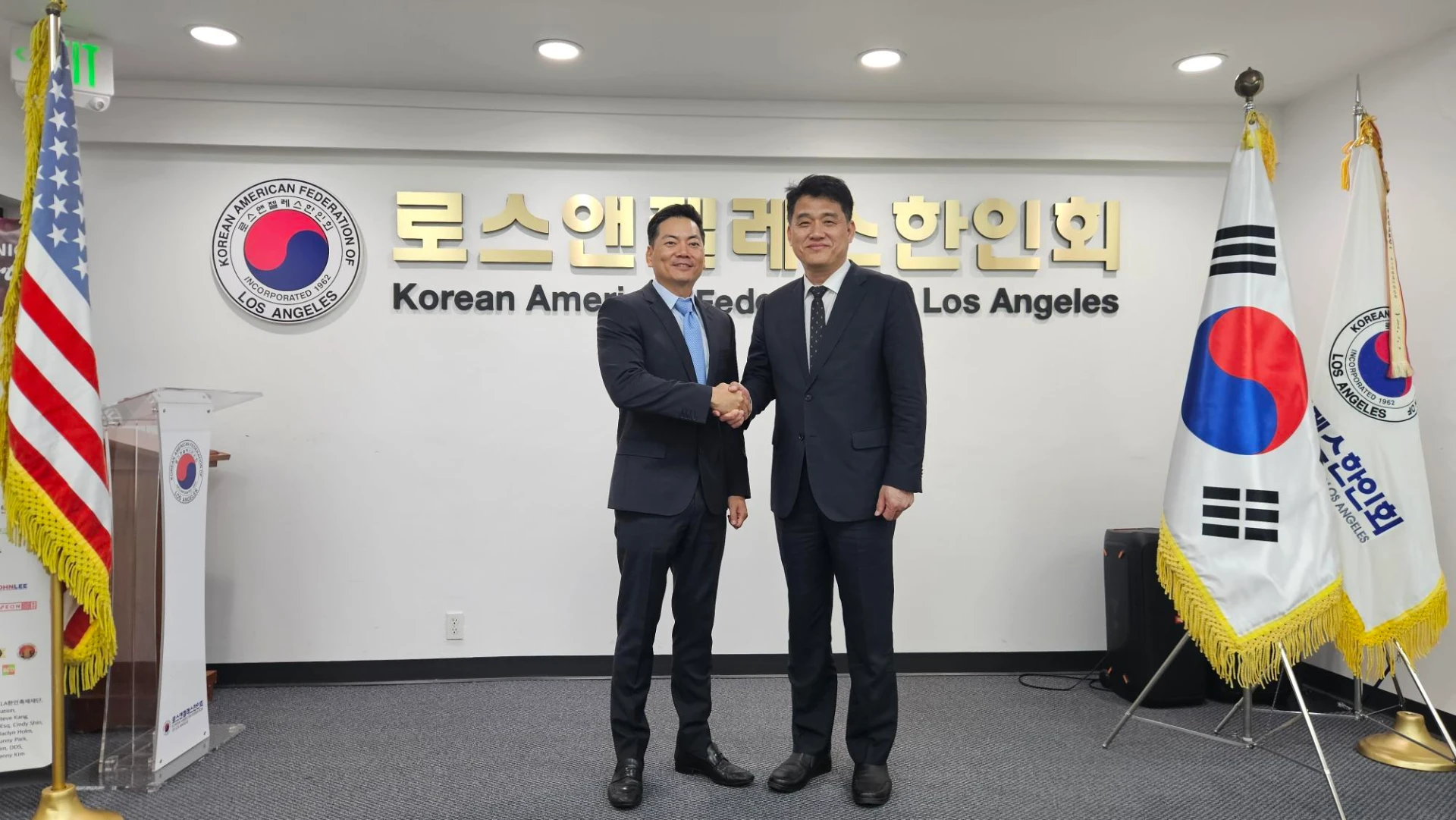 LA한인회 방문.jpg