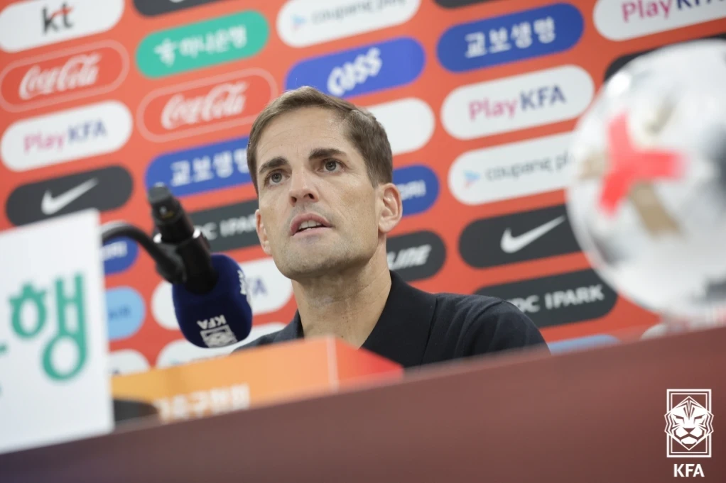 모레노, 29일 대표팀 명단 발표 김민재·황인범·황희찬 뽑힐까